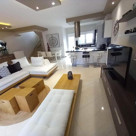 Homing Volos Exclusive Luxury Residence Bagian luar foto